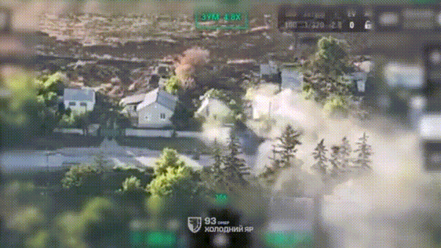 皇冠足球平台代理_一夜间战局突变皇冠足球平台代理,机器人冲锋,乌军9支精锐旅反击,俄军迎来噩耗