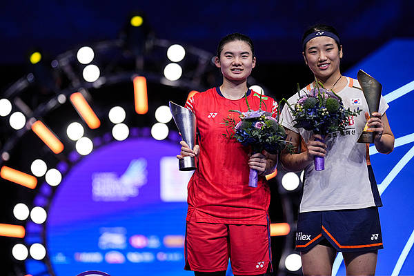 皇冠信用網如何申请_羽毛球中国大师赛|国羽两冠一亚收官 翁泓阳制造惊喜