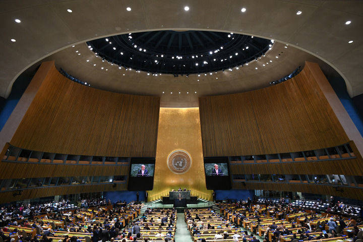 皇冠信用網正网_新华社政论｜携手为人类命运共同体撑起辽远发展天空——写在全球妇女峰会即将在北京举行之际