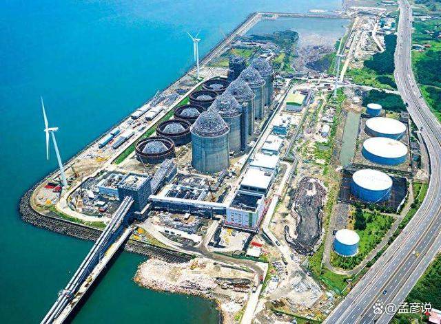 皇冠信用网怎么申请_一旦大陆收复台湾皇冠信用网怎么申请，岛内的一处致命弱点，将让台湾撑不到2周？