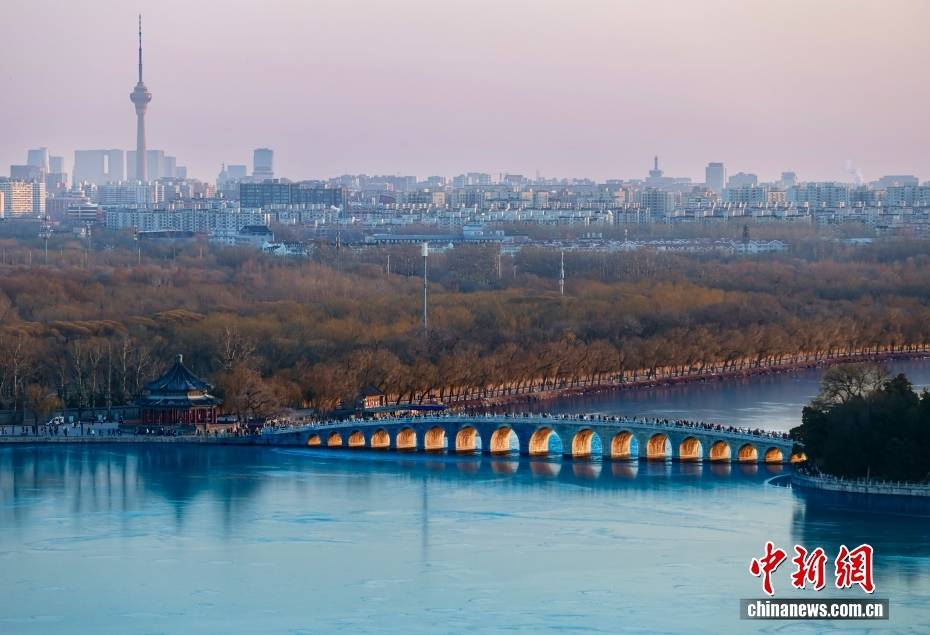 2026世界杯需要熬夜吗_北京颐和园呈现“金光穿洞”景观