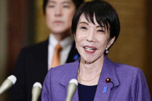 皇冠信用网会员_通话后皇冠信用网会员，高市都笑裂了，特朗普转头就见驻华大使