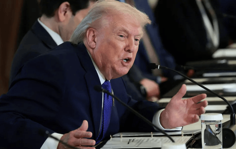 皇冠足球直播_美国务院要求美国公民立即离开伊朗皇冠足球直播！特朗普：对伊所有贸易伙伴征收25%关税