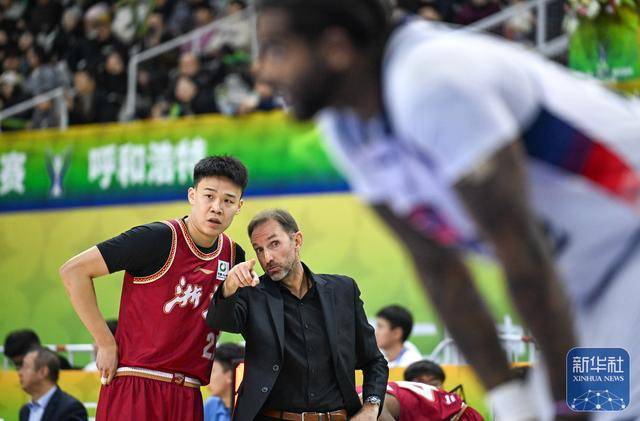 皇冠登1登2登3申请_篮球丨CBA俱乐部杯赛：浙江稠州金租不敌山东高速